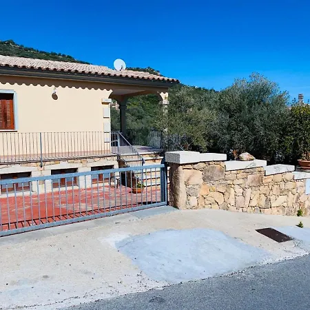 Apartamento Cherchi's Monte Petrosu
